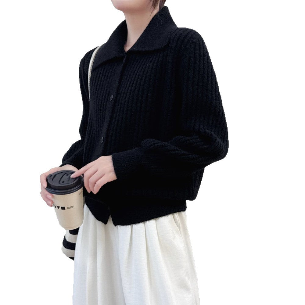 Women's collar long sleeved cardigan sweater