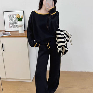 One neck contrasting pullover sweater set for women