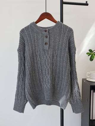 Round neck loose sweater for women