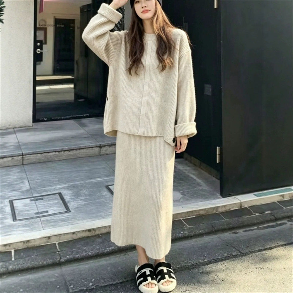 Round neck pullover sweater set for women