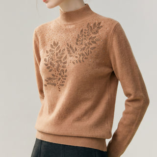Half high neck sweater with leaf pattern