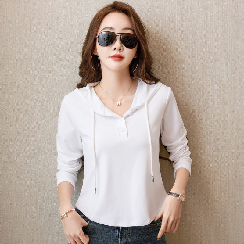 Long sleeved women's hooded T-shirt for women