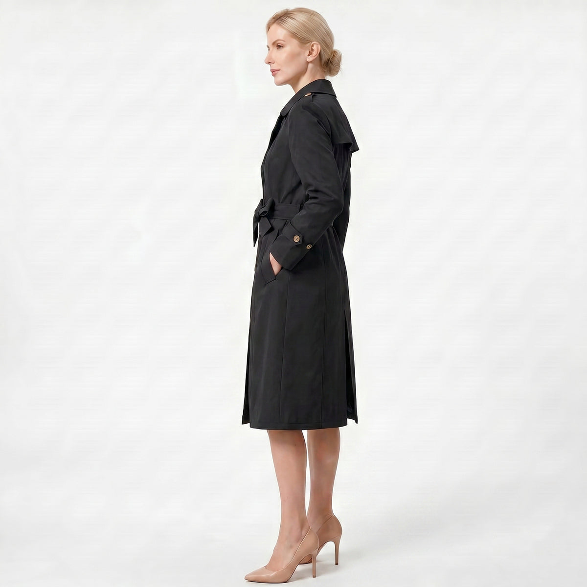 Women's waist cinched double breasted jacket
