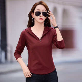Elastic slim fit hooded women's top