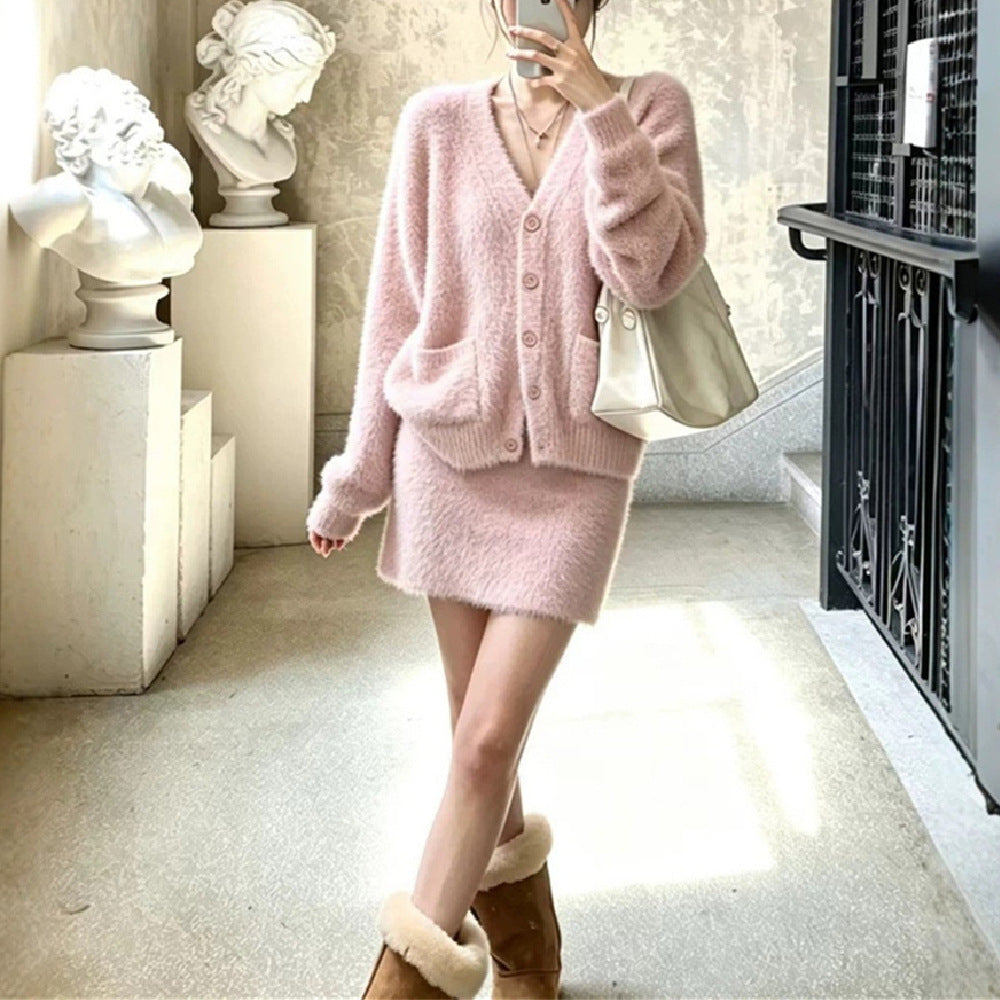 V-neck sweater short skirt set