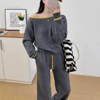 One neck contrasting pullover sweater set for women