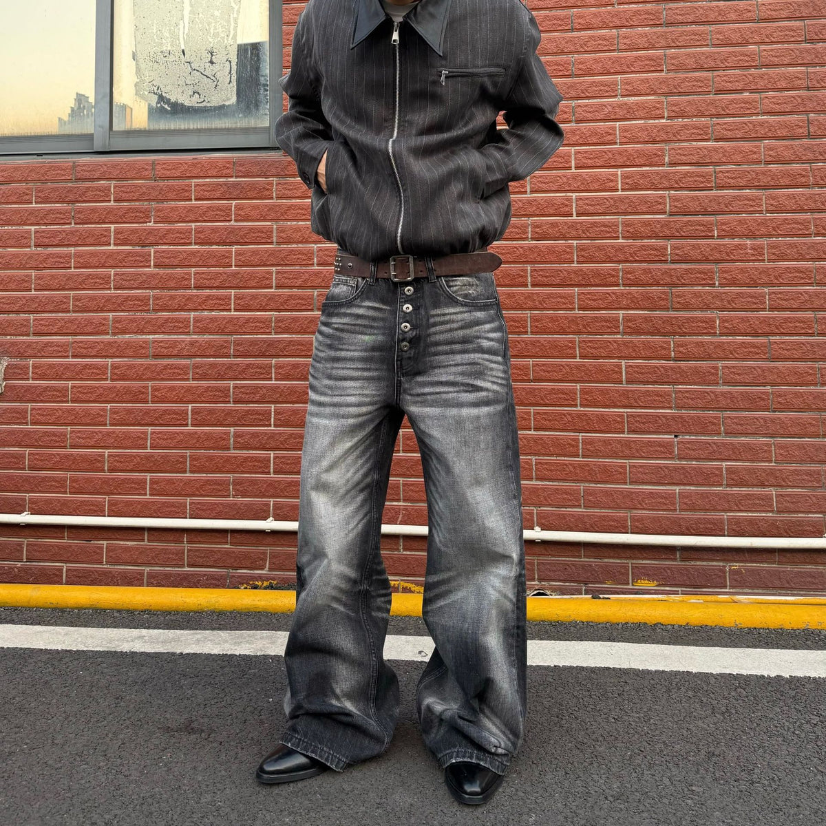 Retro Men's Casual Straight Leg Jeans Fashionable and Versatile