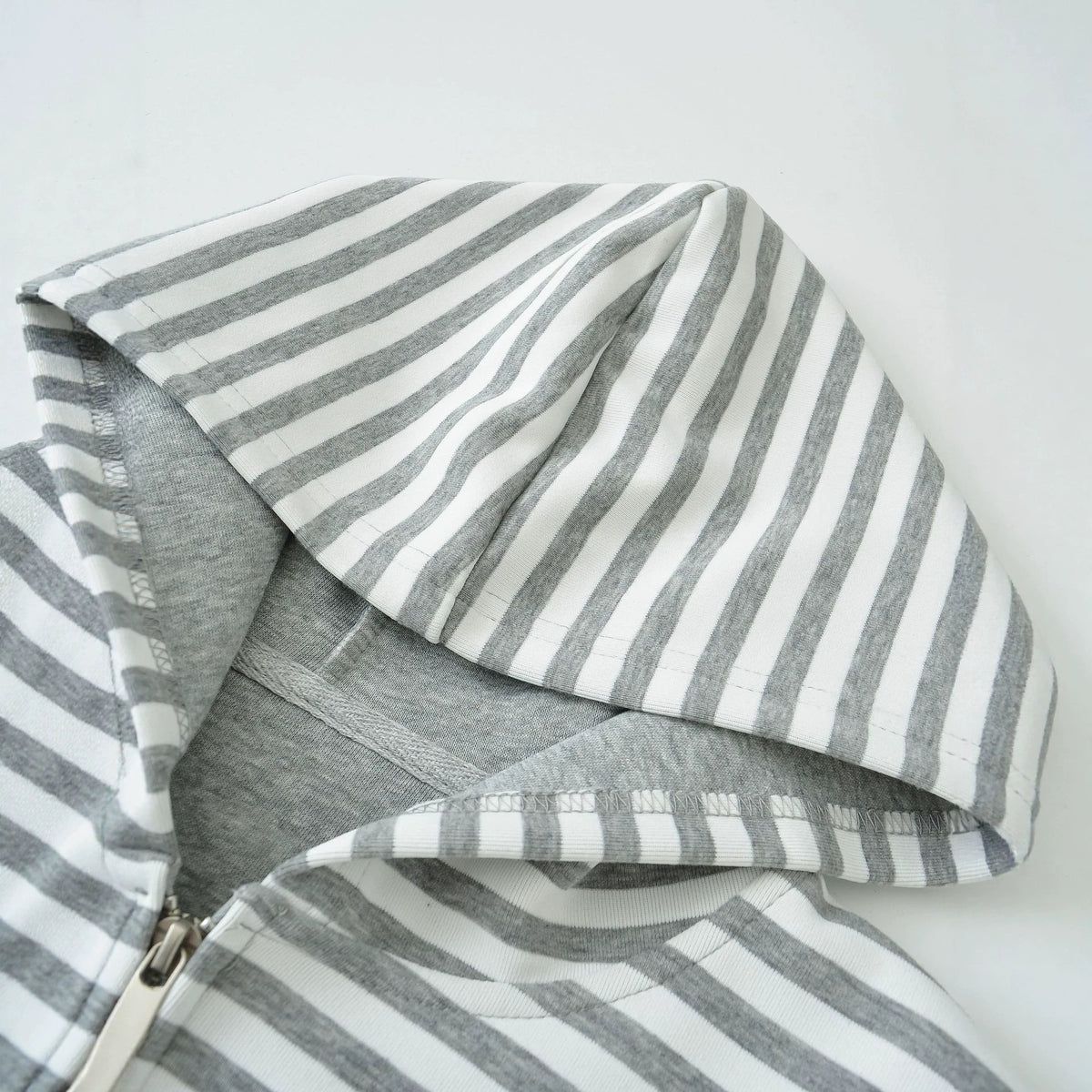 Women's Gray Striped Sweatshirt and Wide Leg Sweatpants Casual Loose Two-Piece Set